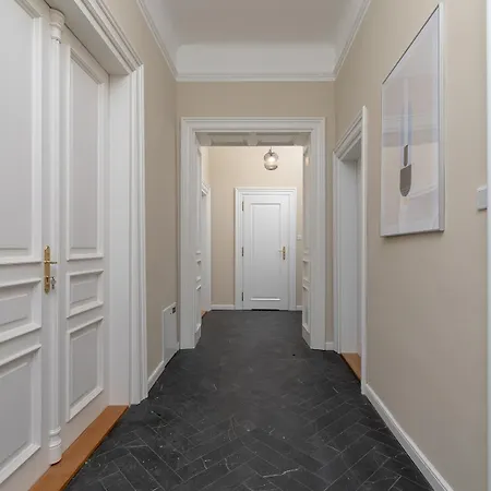 Apartment 3 Bedroom With The Balcony - Rejtana 10 Krakow