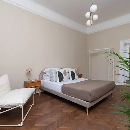 Cashmere Apt 3Br For 8 - Balcony - Kazimierz 克拉科夫
