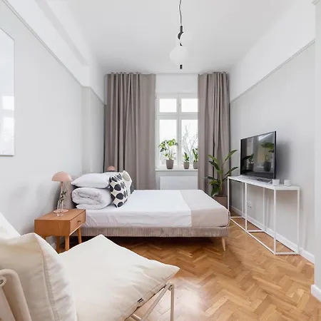 Cashmere Apt 3Br For 8 - Balcony - Kazimierz 公寓 克拉科夫