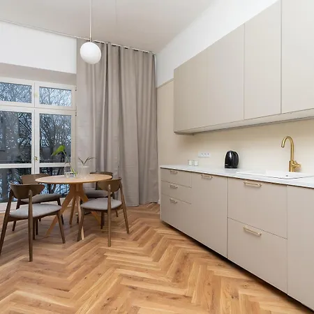 Cashmere Apt 3Br For 8 - Balcony - Kazimierz * 克拉科夫