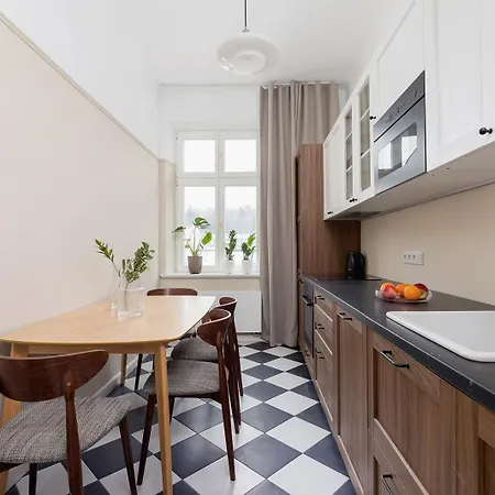 Cashmere Apt 3Br For 8 - Balcony - Kazimierz * 克拉科夫