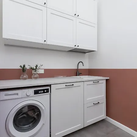 3 Bedroom With The Balcony - Rejtana 10 * 크라쿠프