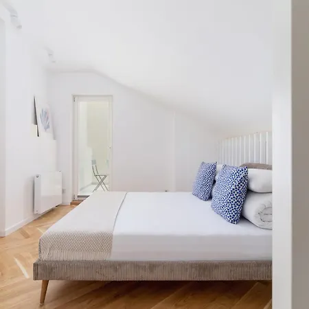 3 Bedroom With The Balcony - Rejtana 10 아파트