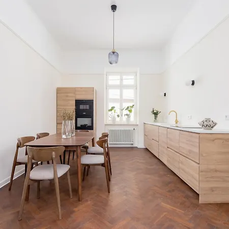 3 Bedroom With The Balcony - Rejtana 10 * 크라쿠프
