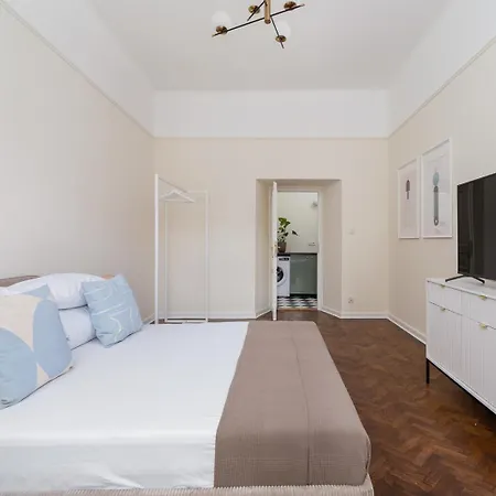 3 Bedroom With The Balcony - Rejtana 10 *