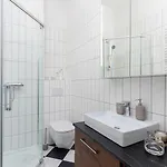 Appartamento 3 Bedroom With The Balcony - Rejtana 10